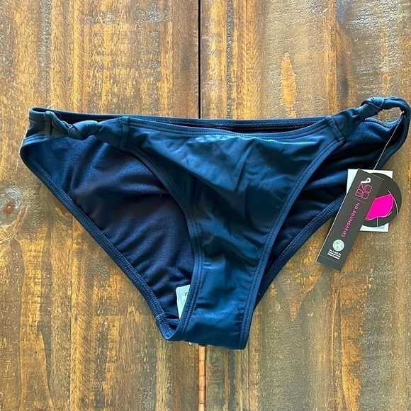 No Boundaries M Juniors Knotted Bikini Bottoms Black NWT - Picture 3 of 9